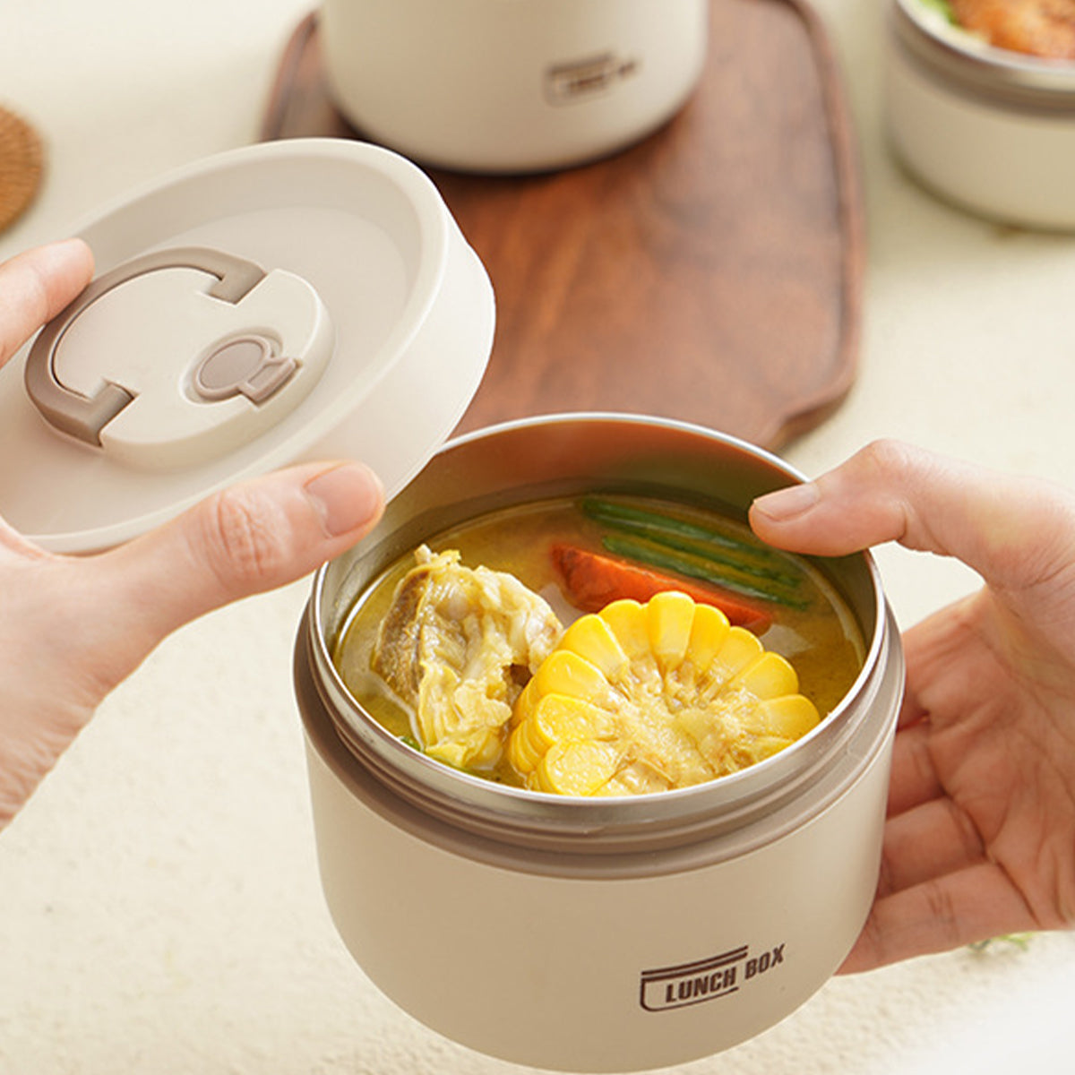 Boîte à Lunch FreshBite - Compacte et Étanche pour les Déplacements