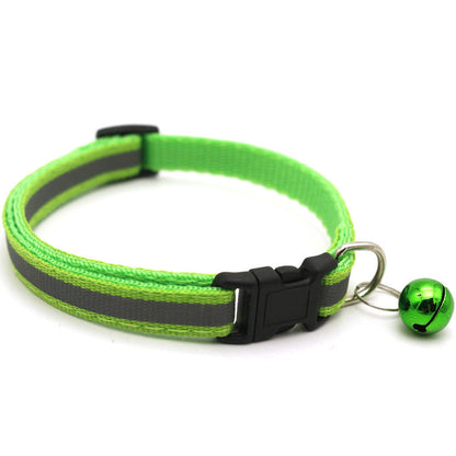 Collier réfléchissant pour chat avec porte-AirTag et clochette – Collier réglable pour visibilité nocturne