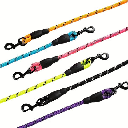 Laisse renforcée réfléchissante avec poignée rembourrée – Durable et sécurisée pour chiens puissants