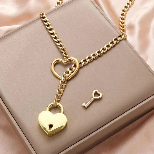 Collier Heartlock Amour – Symbole d’Amour et de Connexion