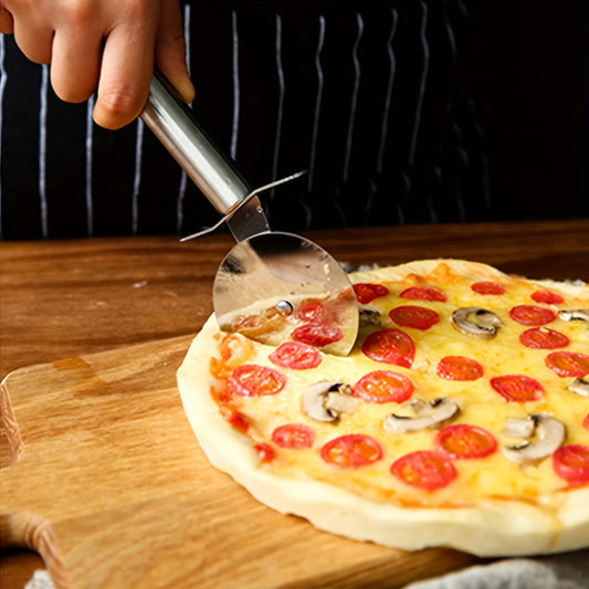 Rouleau à Pizza en Acier Inoxydable – Ustensile de Cuisine Efficace et Élégant pour des Tranches Parfaites