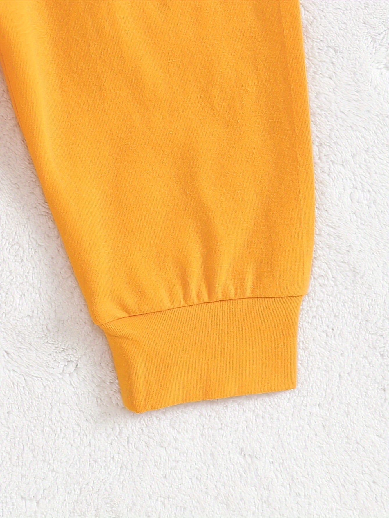 Ensemble Bébé Aventure Pelleteuse – Comprend Body, Pantalon et Bonnet pour Aventures en Plein Air