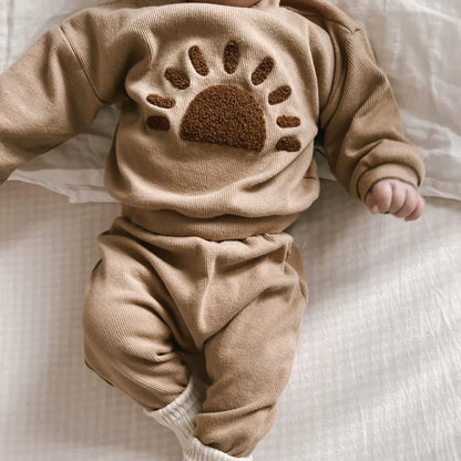Ensemble Enfant Sunshine – Pour un Look Joyeux et Confortable