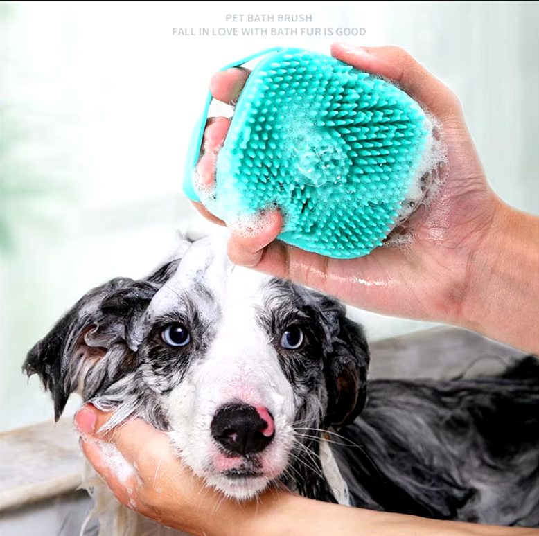 Brosse de Bain Apaisante pour Chiens – Pour une Expérience de Toilettage Relaxante