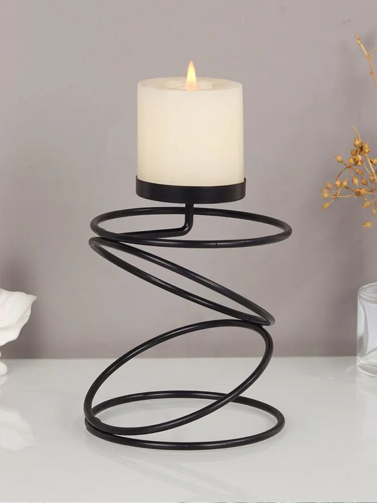 Bougeoir Spirale Élégant – Pour une Maison Chaleureuse et Raffinée