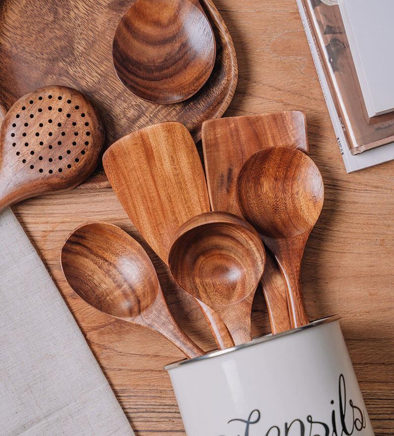 Ensemble de Cuisine en Bois Naturel – Cuisine Durable et Stylée