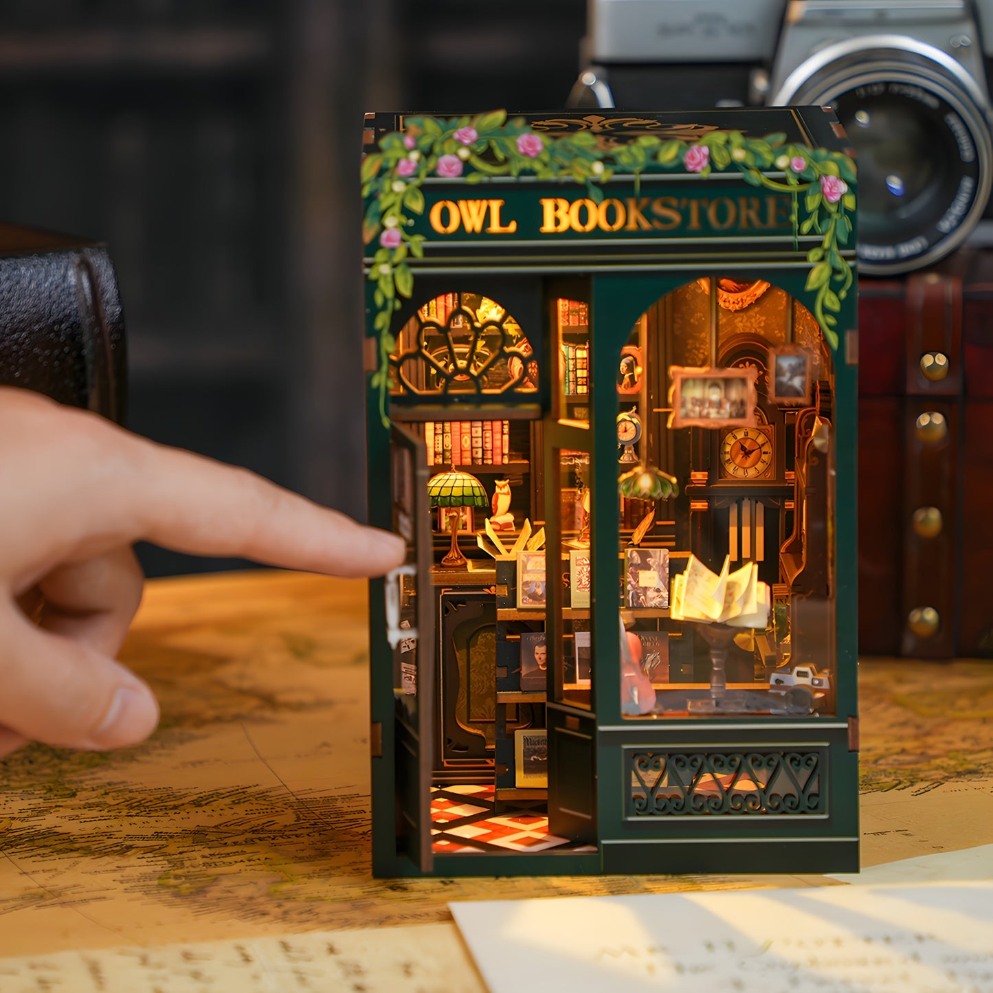 Boutique de livres miniature DIY Hiboux – Kit 3D en bois avec éclairage pour décoration créative
