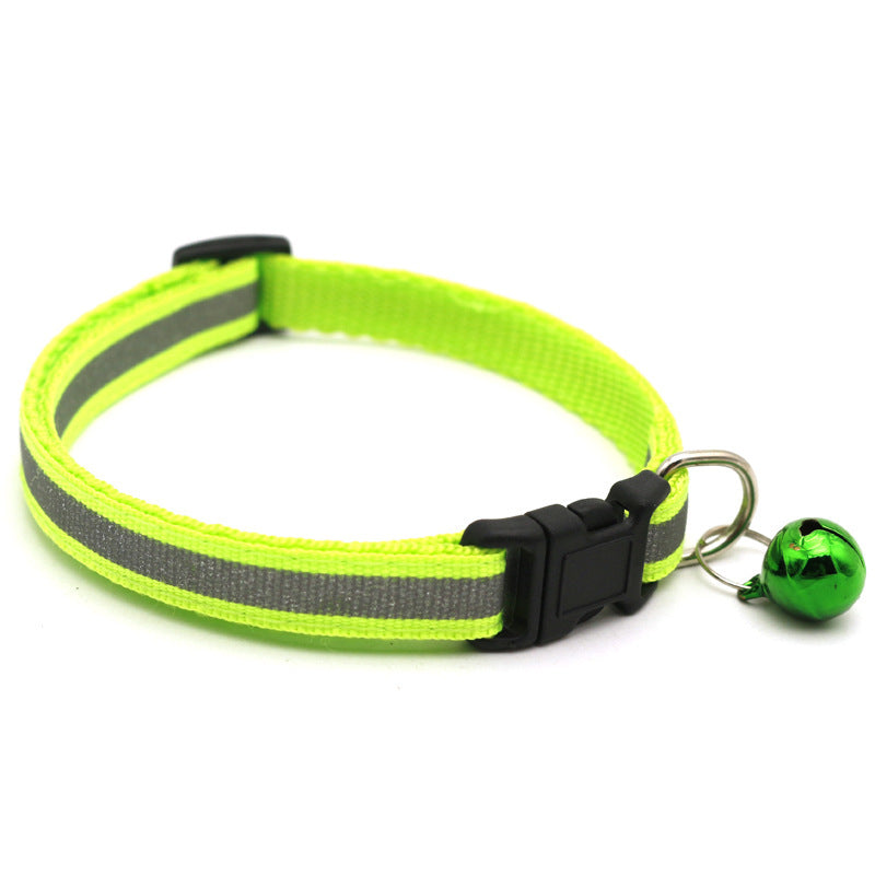 Collier réfléchissant pour chat avec porte-AirTag et clochette – Collier réglable pour visibilité nocturne