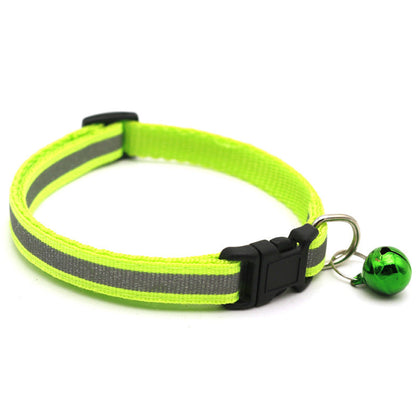 Collier réfléchissant pour chat avec porte-AirTag et clochette – Collier réglable pour visibilité nocturne