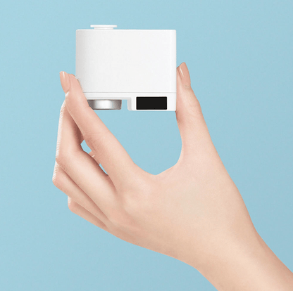 Distributeur d’eau intelligent - Adaptateur automatique de robinet pour une utilisation sans contact