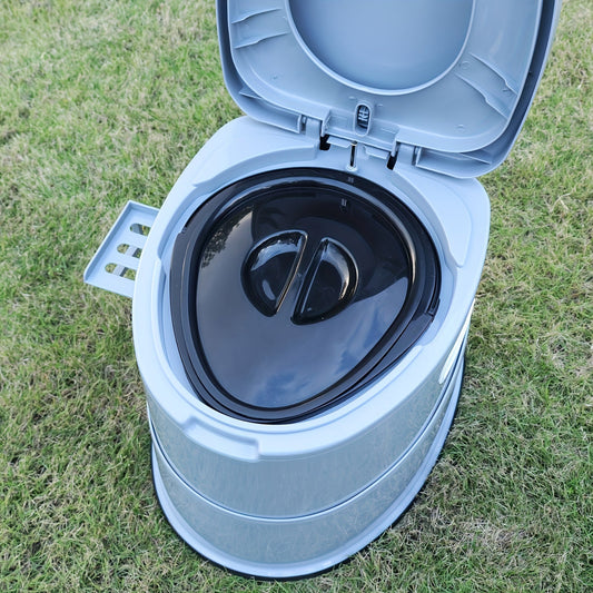 Toilettes portables en PVC gris – Confortables et pratiques pour le camping et les situations d’urgence